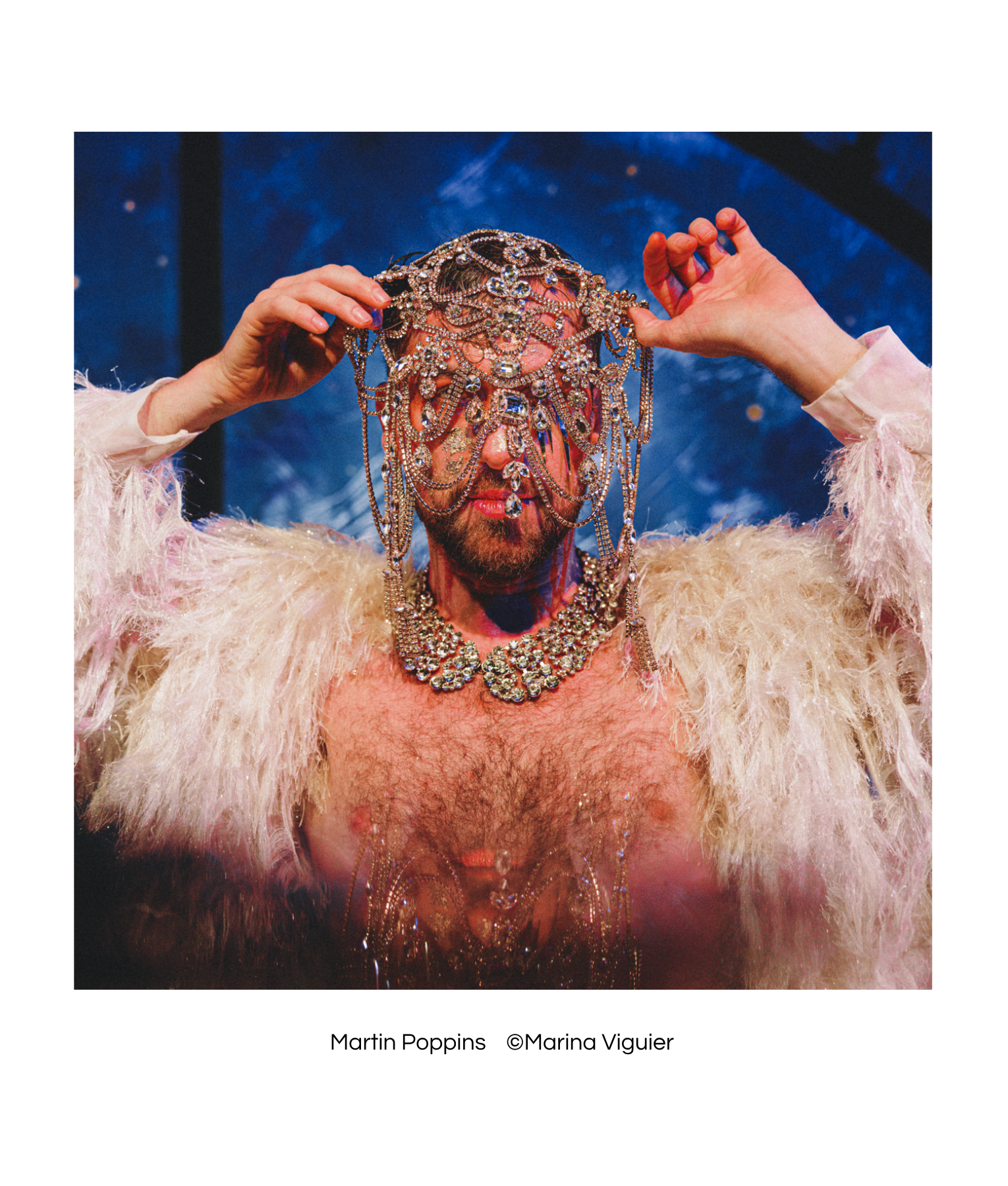 Martin Poppins, chanteur lyrique et artiste de cabaret, pour Bienvenue au Cabaret
