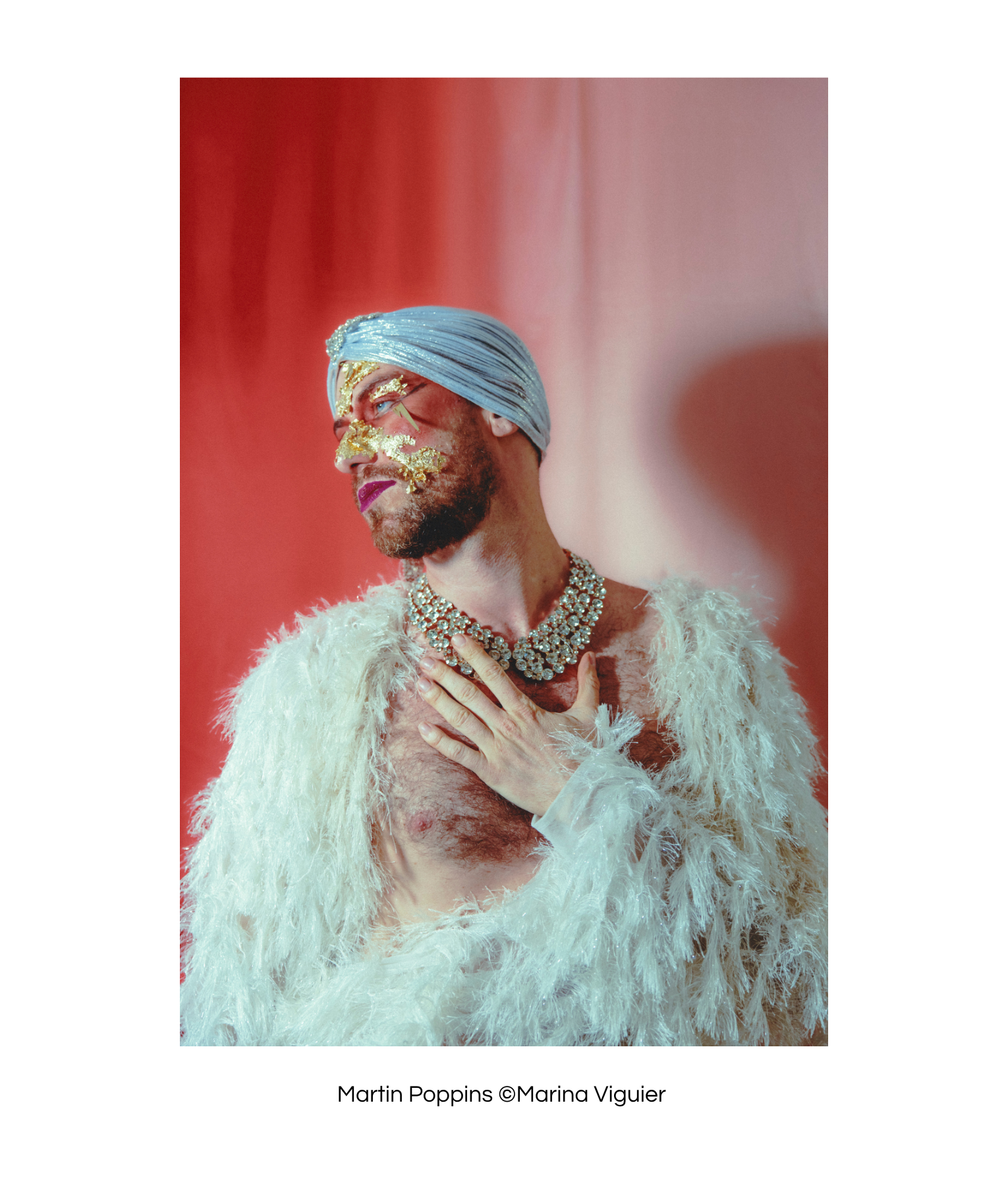 Martin Poppins, chanteur lyrique et artiste de cabaret, pour Bienvenue au Cabaret