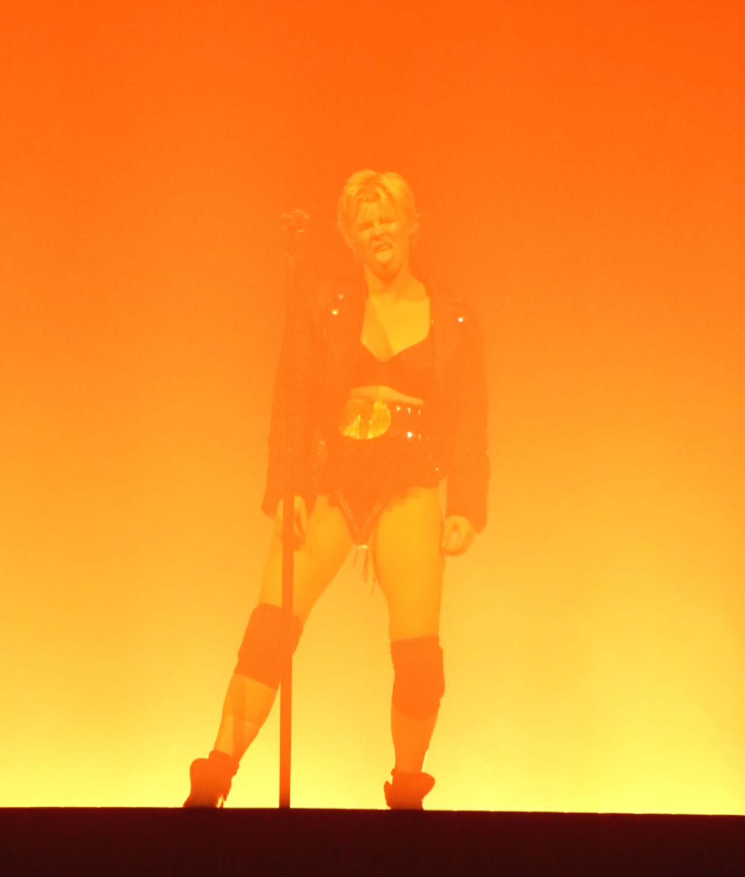 Robyn_Cult.news
